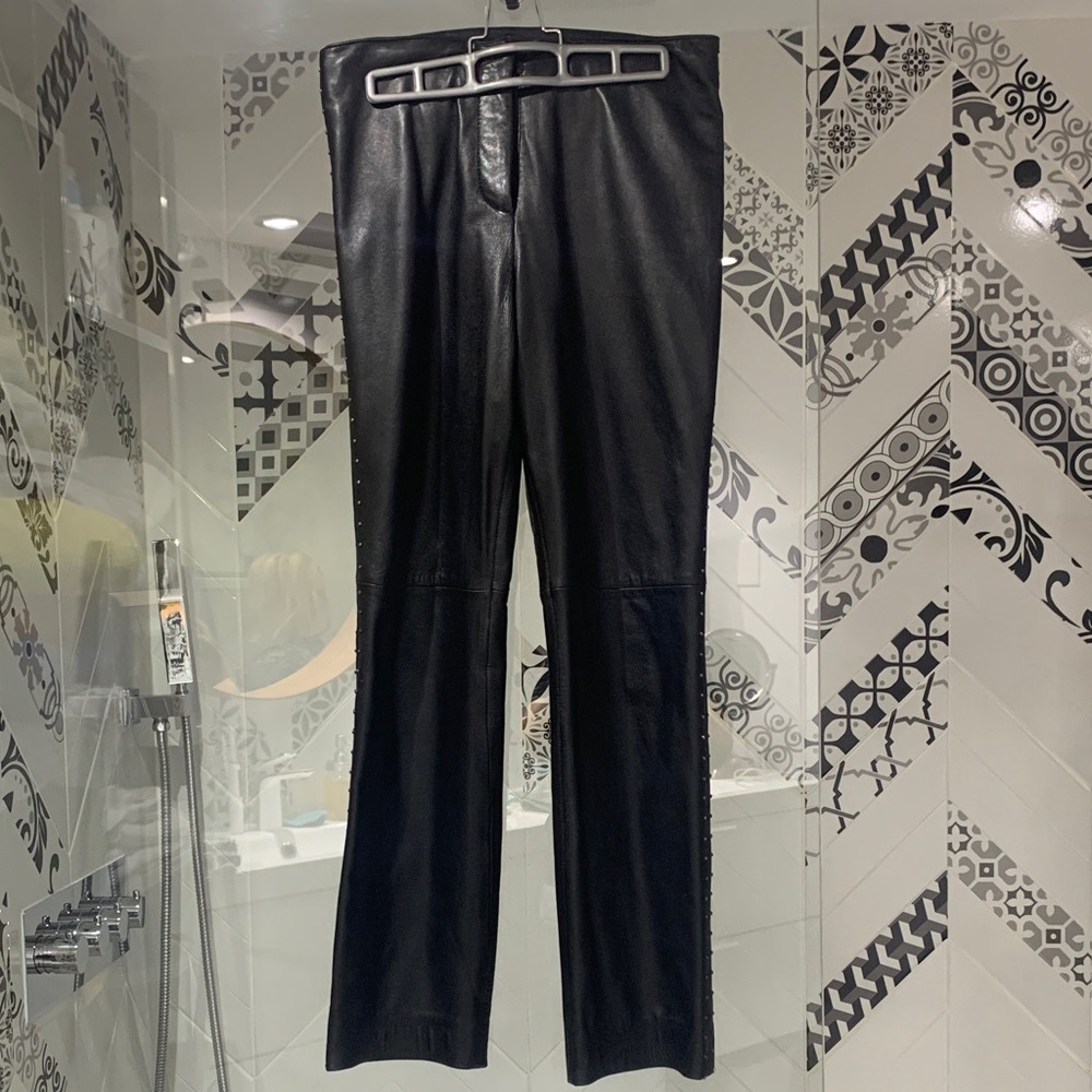 Made in 🇨🇦Vintage 90’ Danier Black Studded Leather Pants
